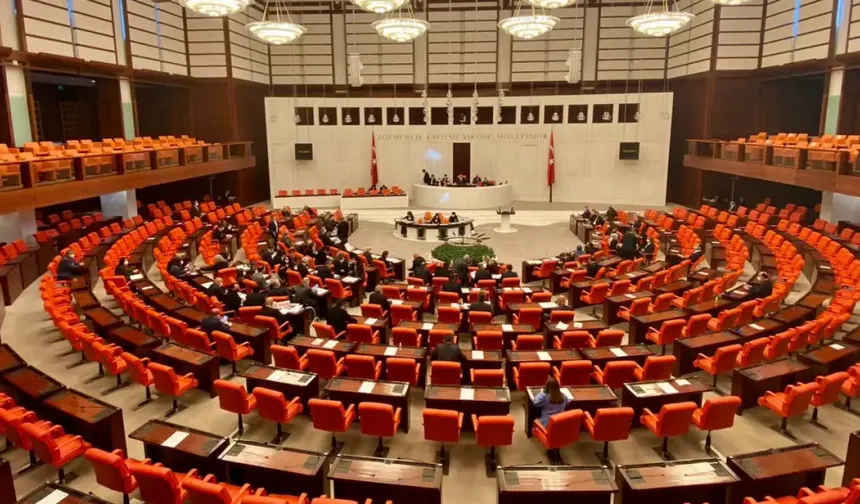 Dezenformasyon yasası Meclis’te: Tanrıkulu’ndan Bakan’a 12 soru