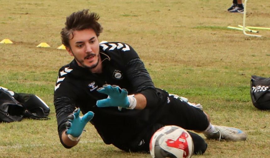 Altay'ın kalesinde yaprak dökümü