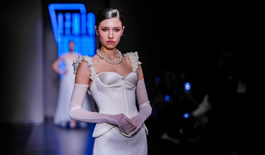 İzmir Fashion Week’te görkemli final