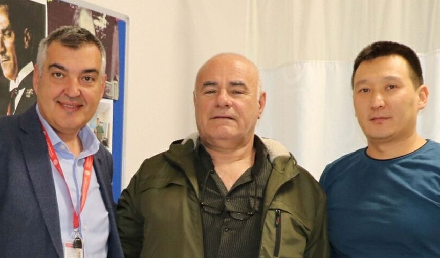 Torbalı’da hastanın ayak bileği dondurulmaktan kurtarıldı