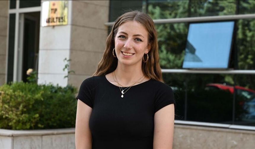 7 aylıkken nakille hayata tutundu: Şimdi Tıp Fakültesi'nde öğrenci oldu