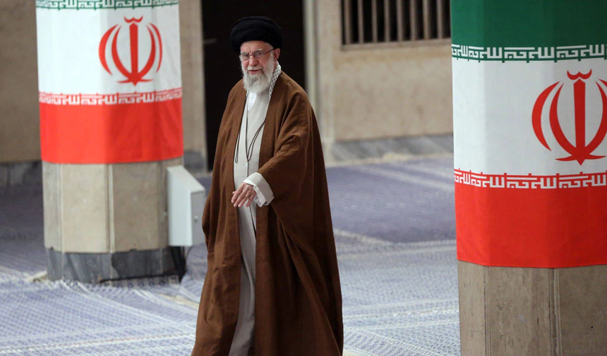 İran’da kritik gelişme: Hamaney’in öldürülmesinin ardından yeni lider seçildi