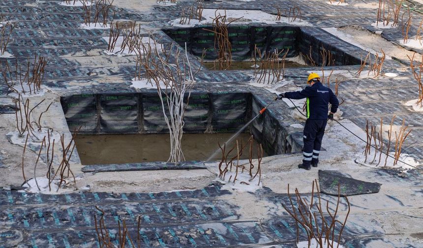 İzmir’de ilaçlama seferberliği: 254 bin noktada sıkı denetim