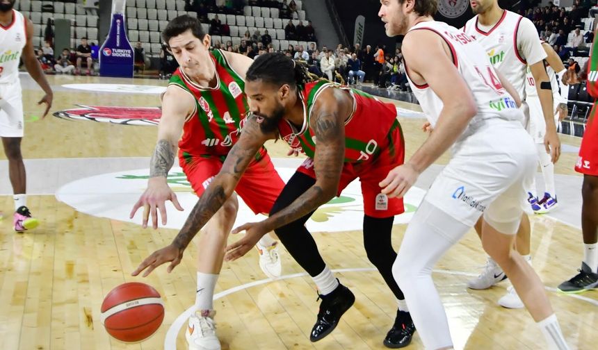 Karşıyaka potada çıkış arıyor: Yeni sayfa Kandemir’le açılıyor