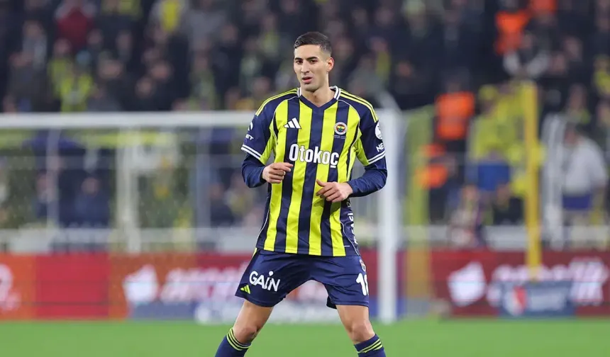 Mert Müldür’den tribün tepkisine yanıt: 'Nişanlımın hedef alınması kabul edilemez'