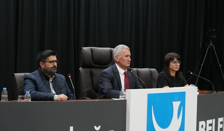 Aliağa'da faaliyet raporuna onay