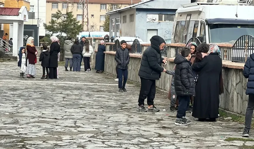 Van’da korkutan sarsıntı: Tuşba 5.2 ile sallandı