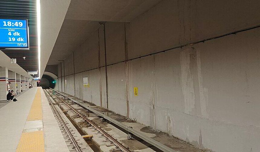 Balçova Metro'da yürek burkan intihar!