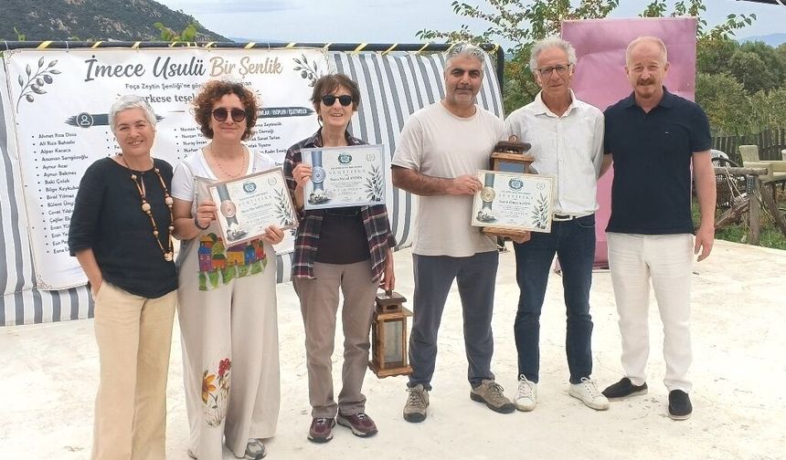 Foça’da zeytinin bereketi şenliğe dönüştü