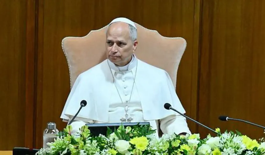 Papa Leo Uyardı: Yapay Zekayı Acilen Silahsızlandırın
