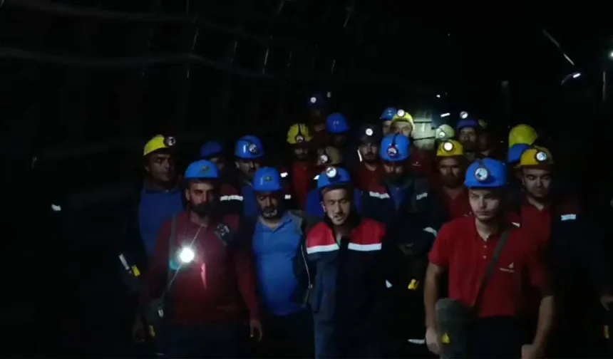 Haklarını alamayan madenciler yer altına indi: Açlık grevi başlattılar