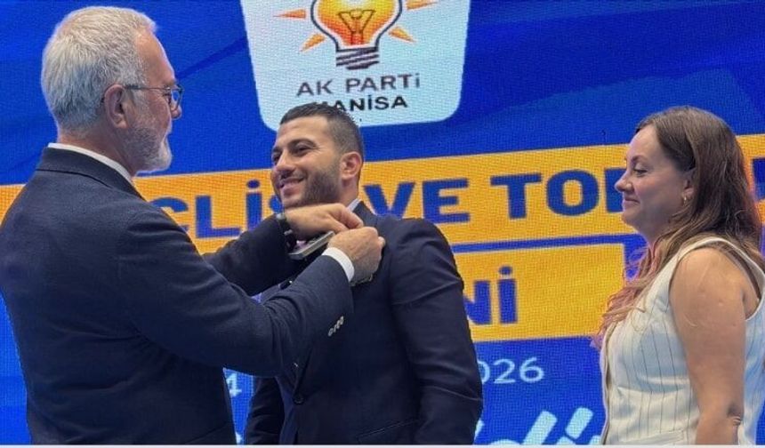 Manisa İYİ Parti'de Şok; AKP'ye geçti
