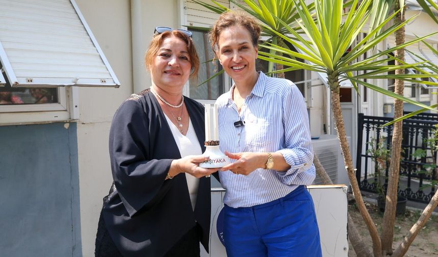 Başkan Ünsal’dan eğitime destek veren sitelere teşekkür: Karşıyaka’nın Filizleri büyüyor