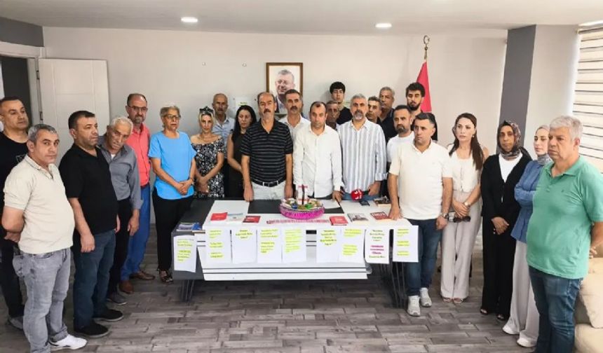 Tam 685 kişi; CHP’den kınalı istifa!