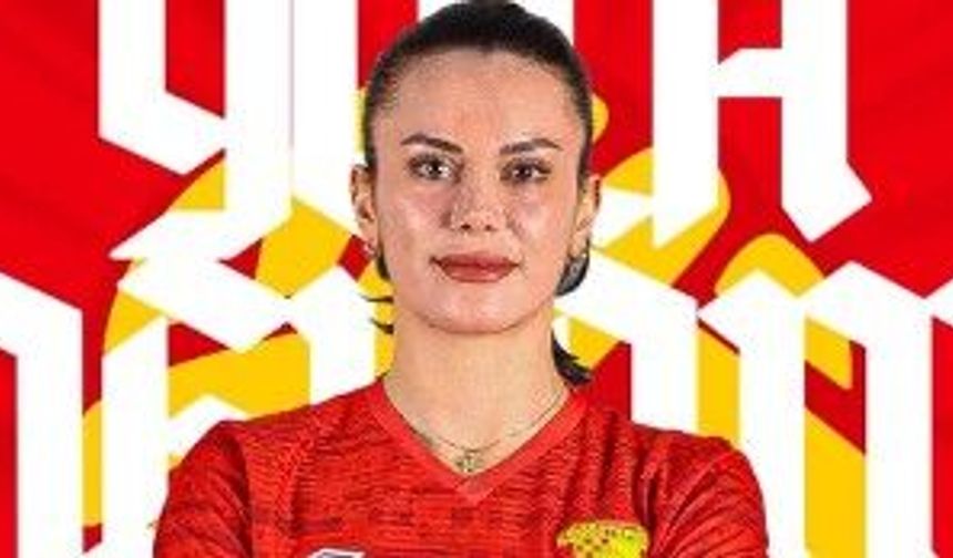 Göztepe Özge Yakar’la devam