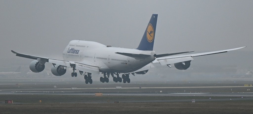 Lufthansa'da BT arızası Uçuş operasyonları yavaş yavaş yeniden dengeleniyor