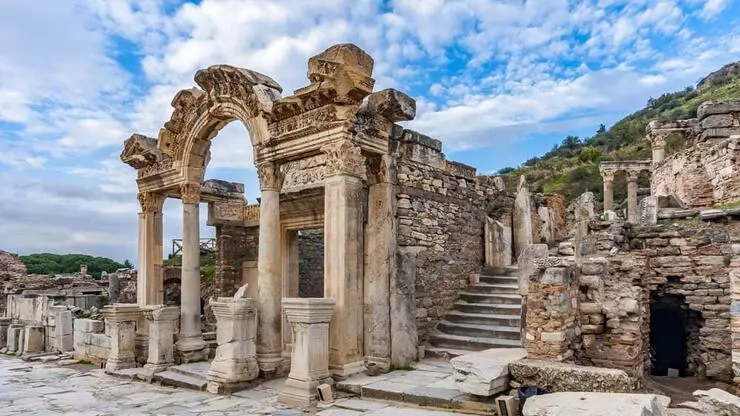 Efes Antik Kenti nerede?