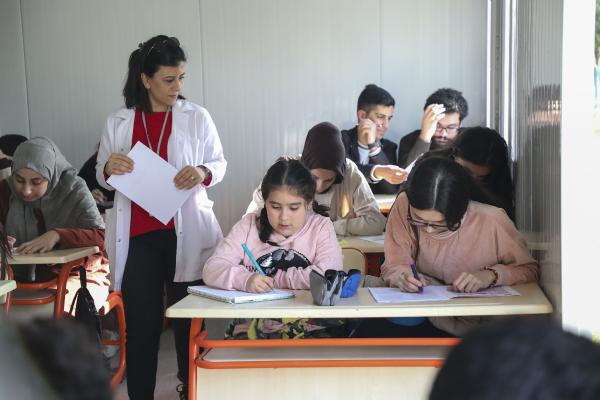 Konteynerlar eğitim sınıflarına dönüştürüldü