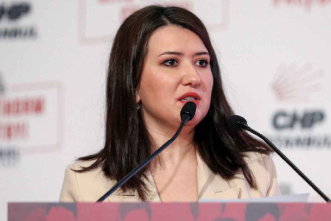 CHP nin zmir 2 B lge Kontenjan Aday G k e G k en Kimdir Dokuz 