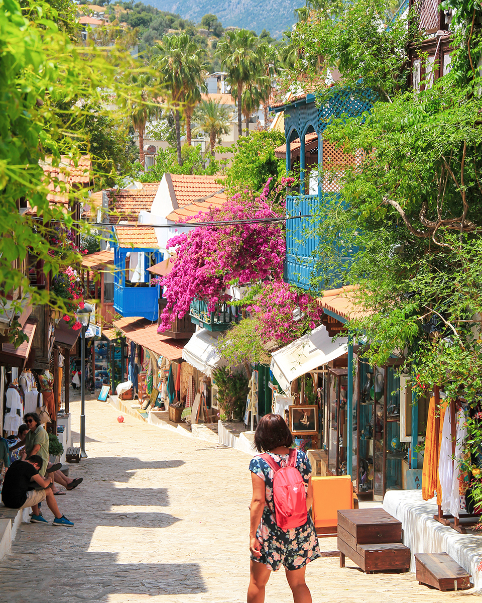 Antalya Kaş'ta gezilecek yerler, Antalya Kaş otelleri, Antalya Kaş'ta ne yenir, Antalya Kaş en iyi plajlar1