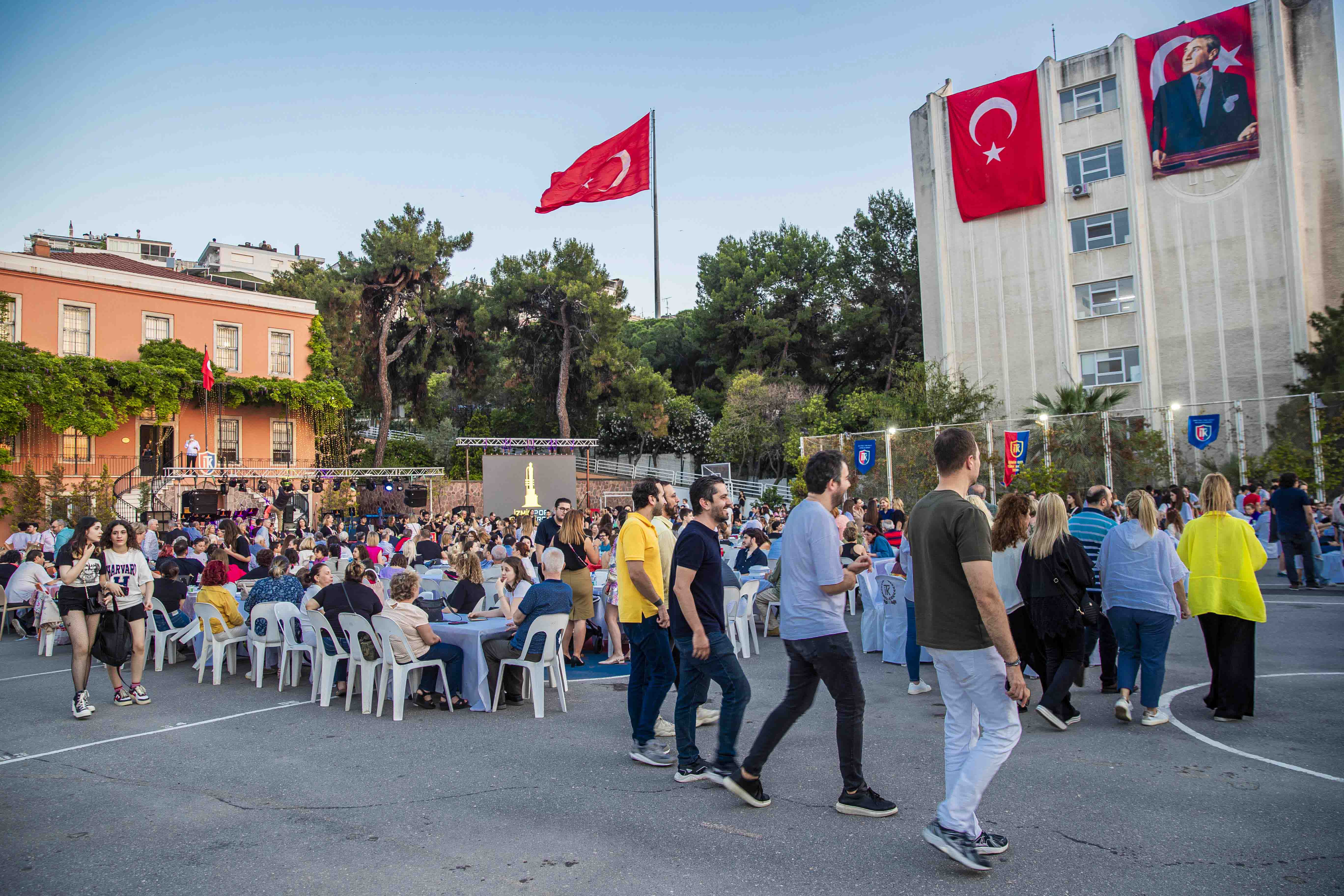 İTK mezunları Talaş Böreği gecesinde buluştu (FOTO GALERİ)