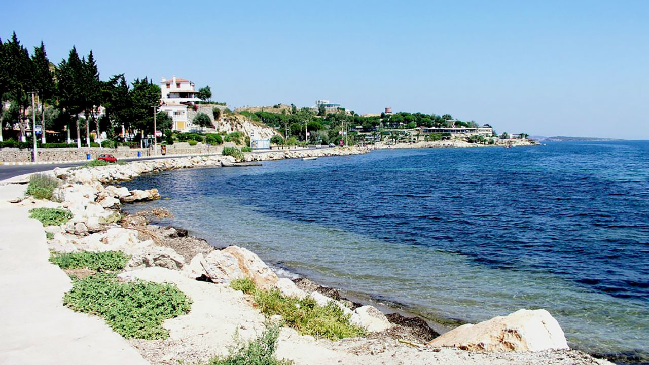 Gelinkaya Beach Cafe Plajı