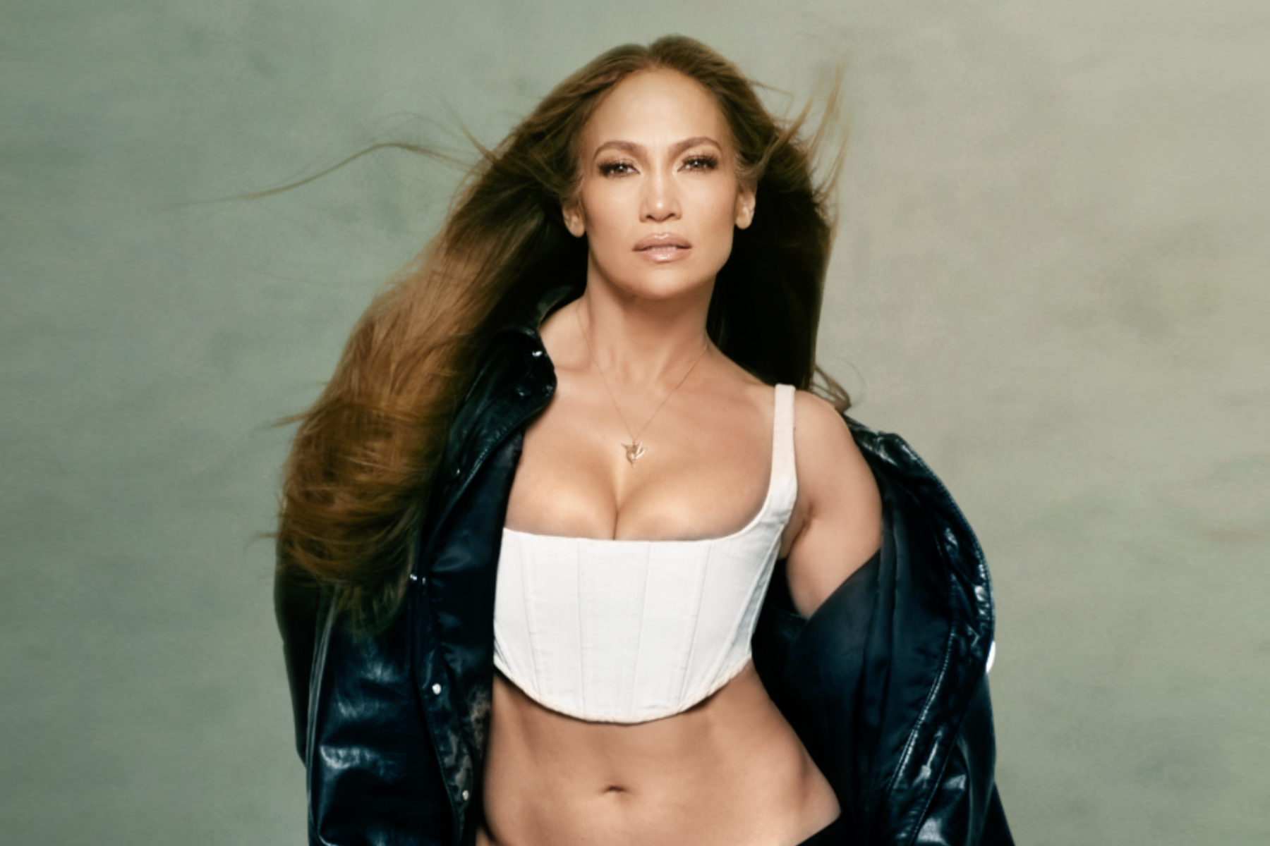 Jennifer Lopez'in güzellik sırları-7
