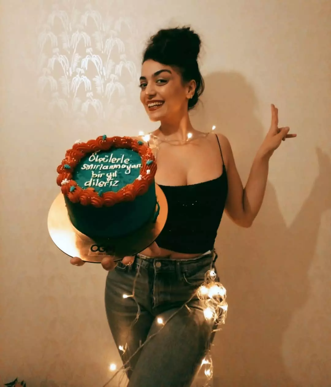 Merve Polat kimdir, nerelidir ve evli mi? Merve Polat babası nereli? Merve Polat'ın oynadığı film ve diziler3