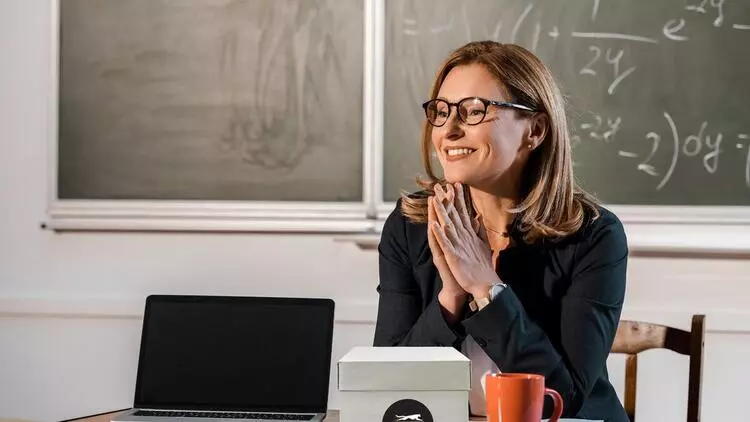 Ücretli öğretmenlik başvuru süreci başladı: İşte, ücretli öğretmenlik başvuru şartları ve yapılacak işlemler3