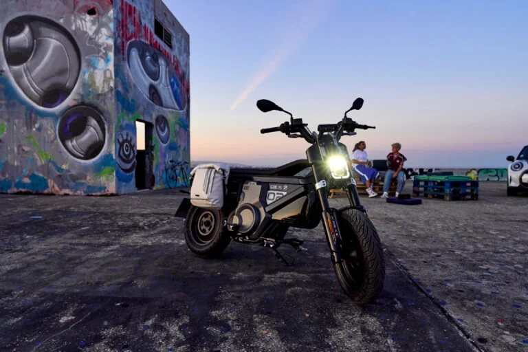 Yeni-BMW-CE-02-4-768x512-1
