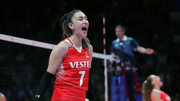 0x0-milli-voleybolcu-hande-baladini-tehdit-eden-supheli-yakalandi-1690900508832