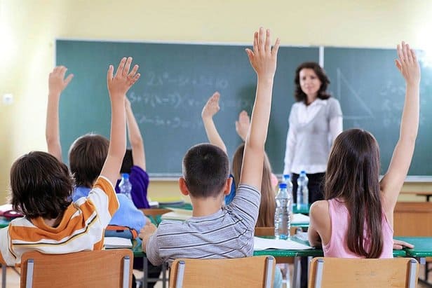2023-2024 Ücretli Öğretmenlik Başvuruları: Tarihler, Şartlar ve Detaylar2