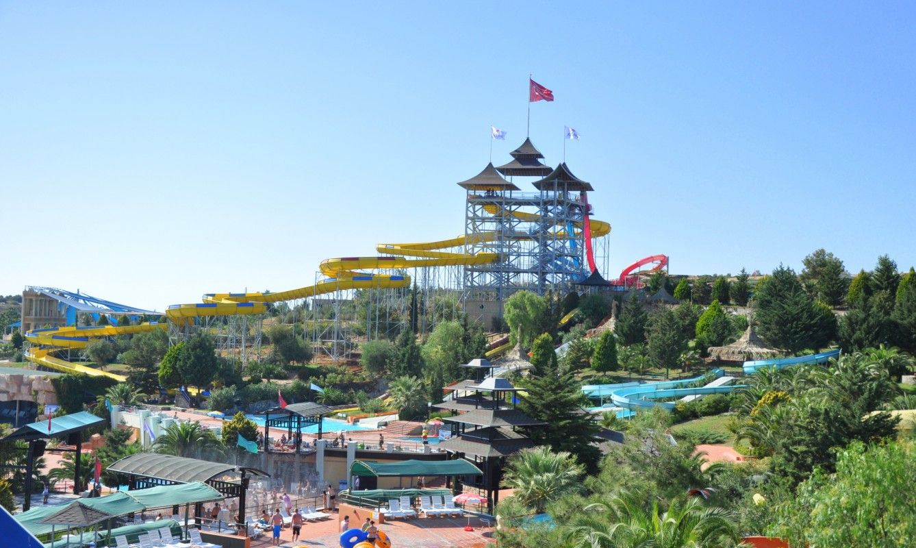 Adaland Aquapark-1