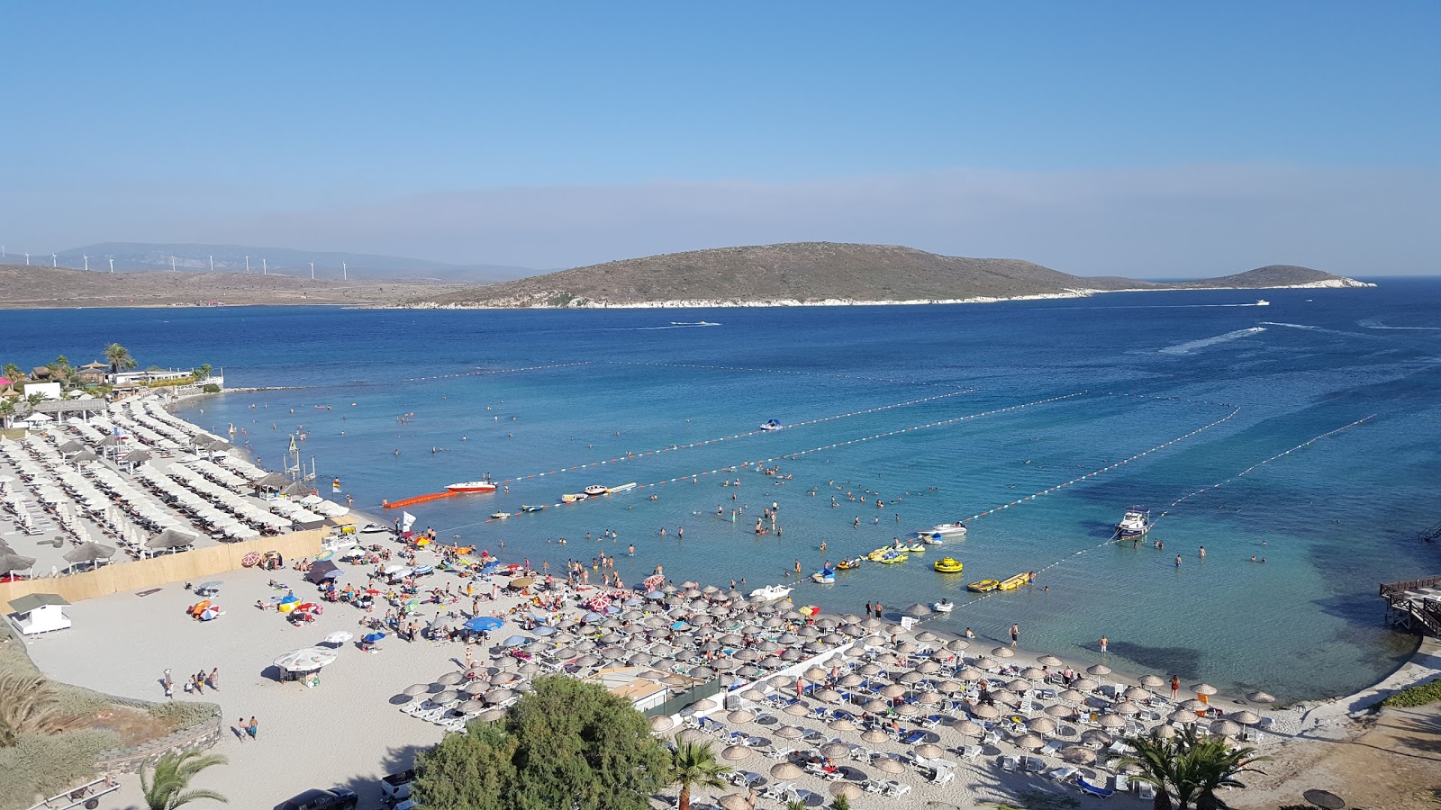 Keyifli bir denizde gün geçirmek için mükemmel bir yer- Çeşme Çark Plajı nerede nasıl gidilir?