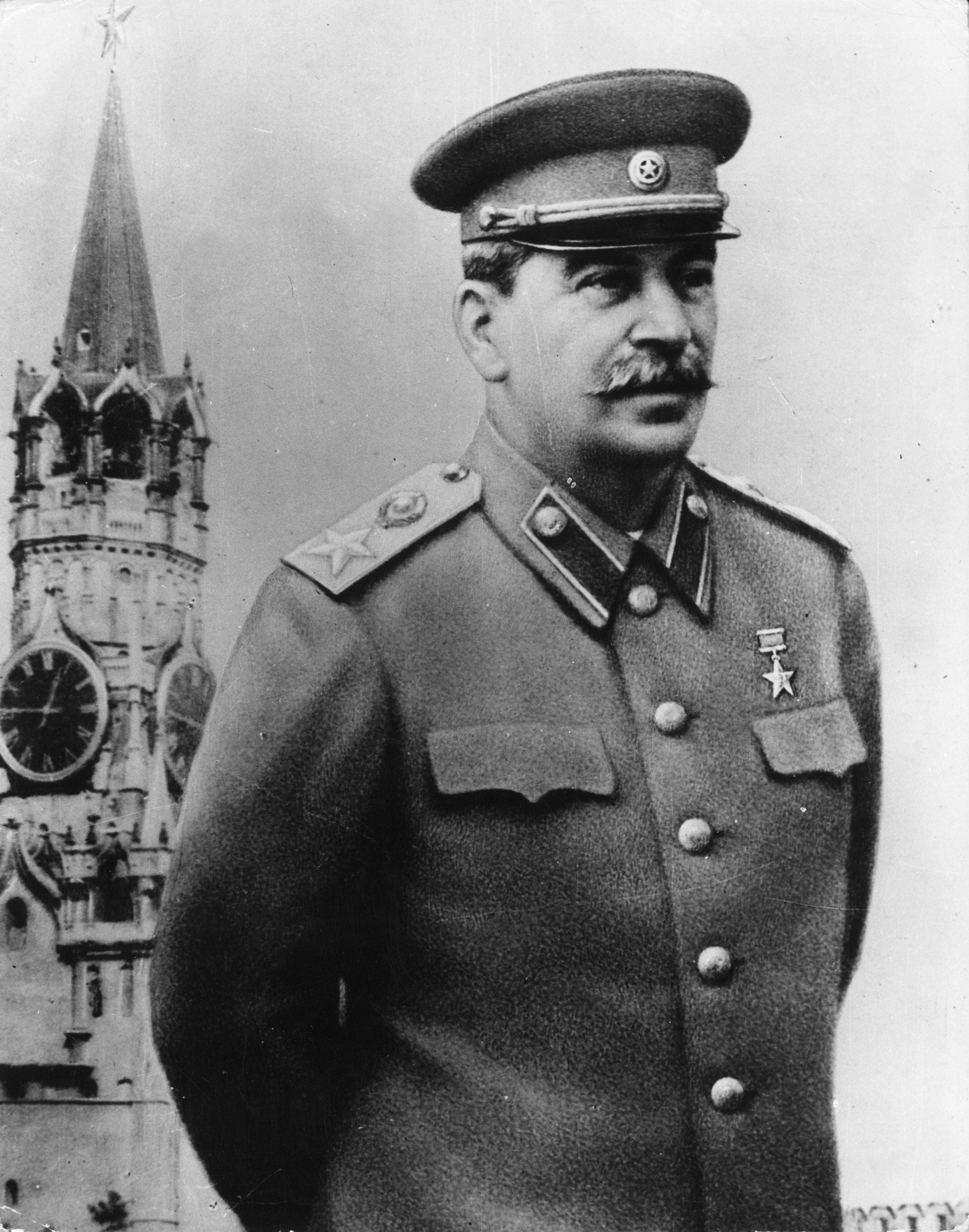 Stalin kimdir, Stalin'in ölümü hikayesi, Stalin neden öldü? Sovyet Lideri Joseph Stalin neyi savunuyor?1