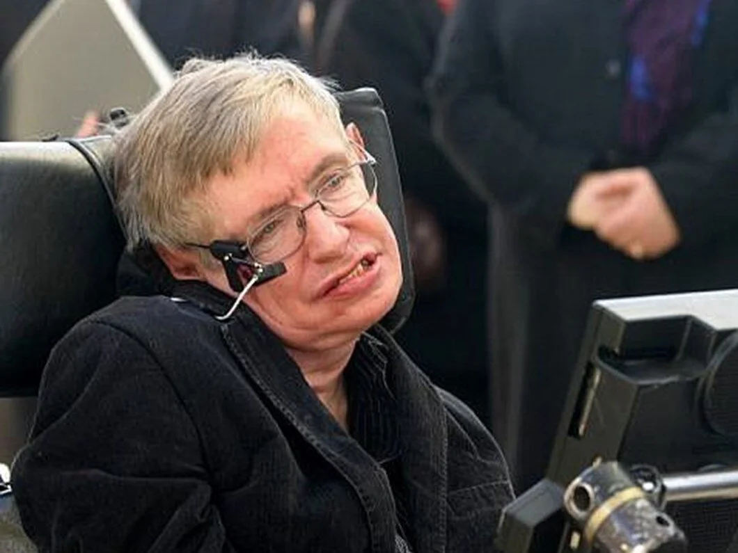 Stephen hawking epstein. Люси Хокинг.