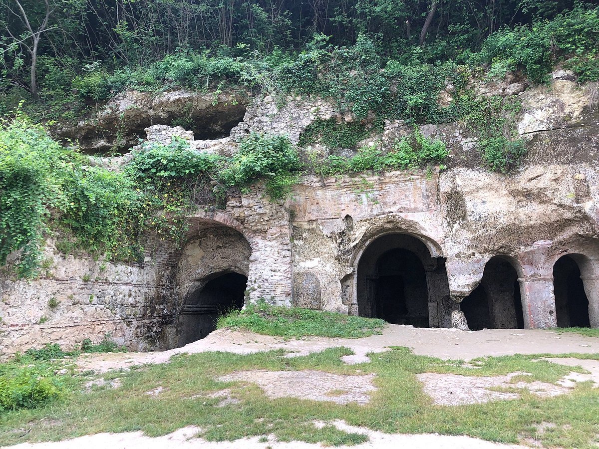 Aya Nikola Manastırı