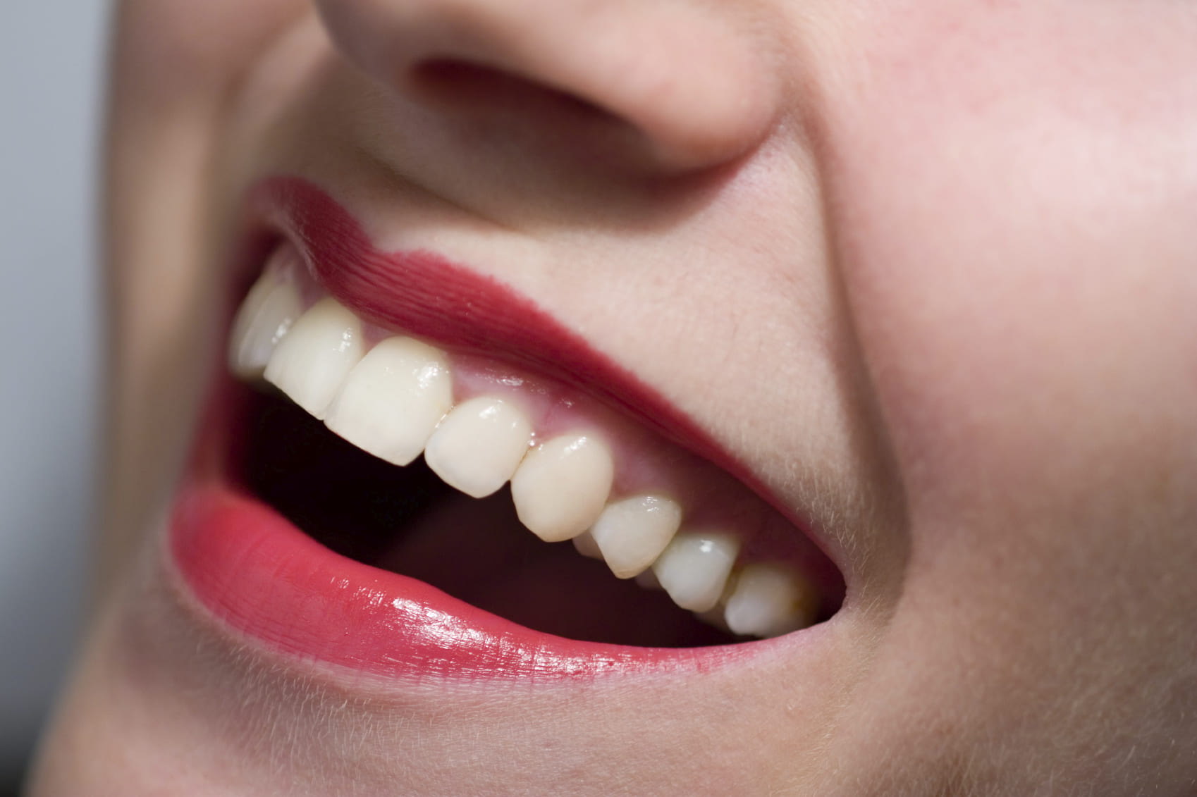 Diş eti hastalıkları belirtileri, en çok görülen diş hastalığı nedir? Diş eti hastalığı kanser belirtisi olabilir!10