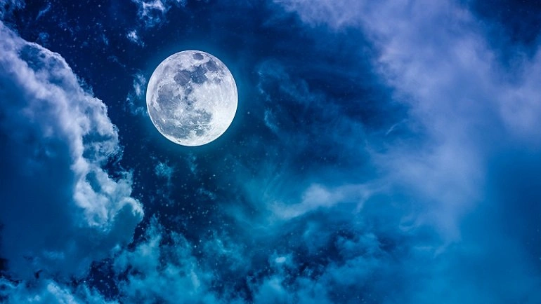 Mavi Ay Tutulması Ne Zaman?