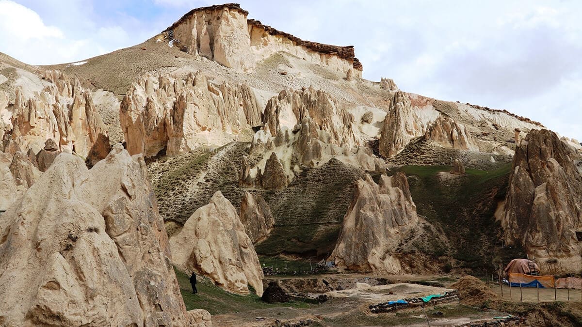 Vanadokya Peri Bacaları: Doğu'nun Kapadokya'sı6