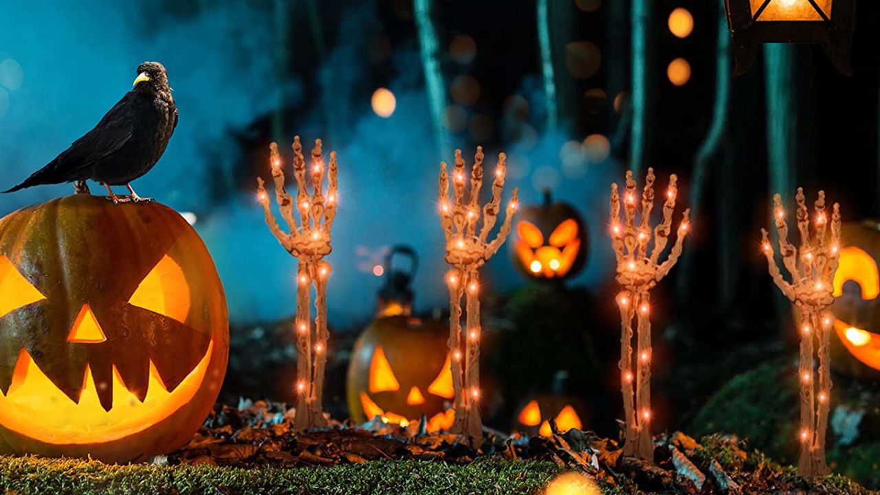 220912193735-underscored-lead-halloween-decorations