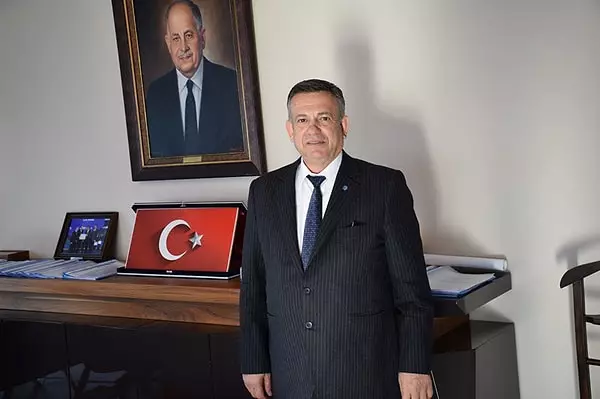 Ali Erdemoğlu kimdir? Ali Erdemoğlu ne iş yapıyor? Ali Erdemoğlu nereli ve kaç yaşında?3