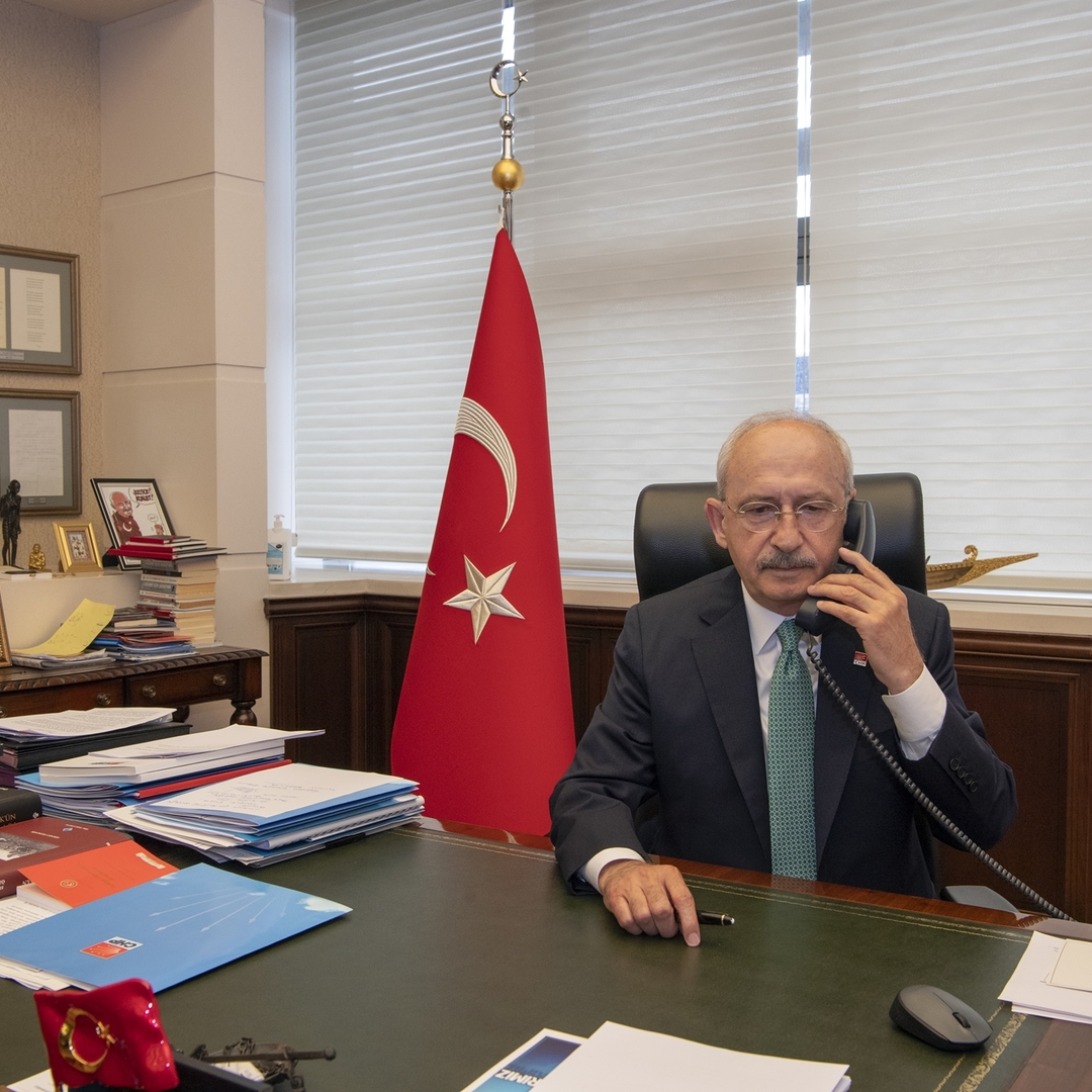 Kılıçdaroğlu'ndan şehit ailesine taziye telefonu