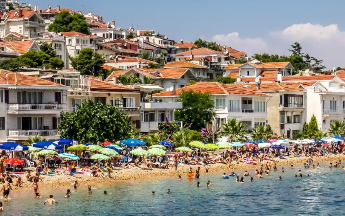 Kınalıada Plajları