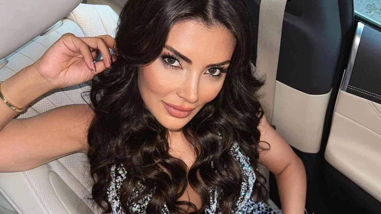 Nez Demir Kimdir?