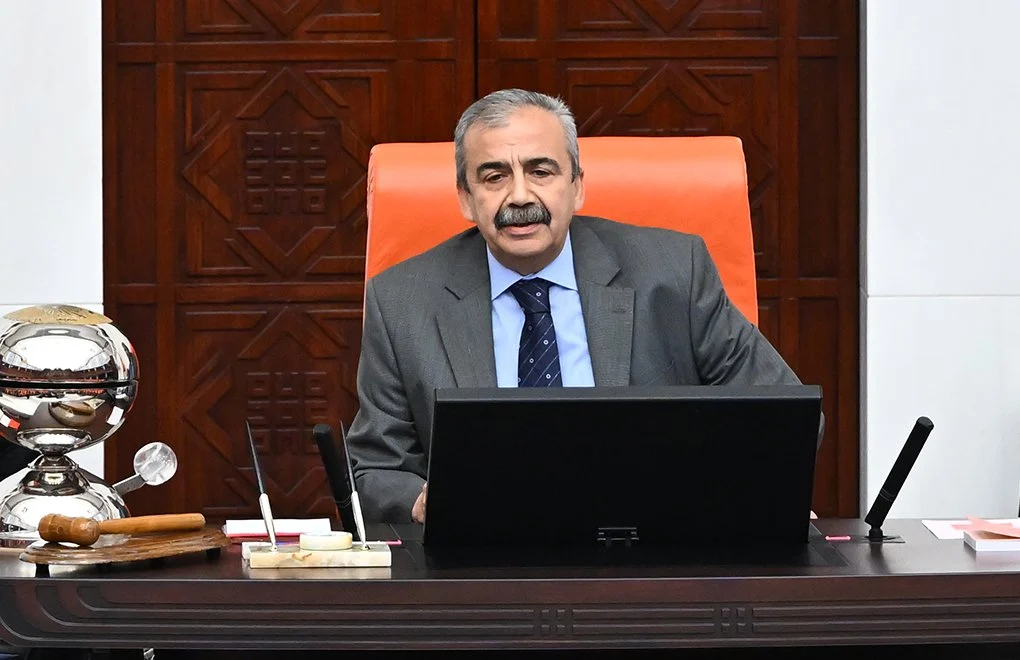 Sırrı Süreyya Önder: Yargıtay Kararını Meclis'te Okutmayacağım
