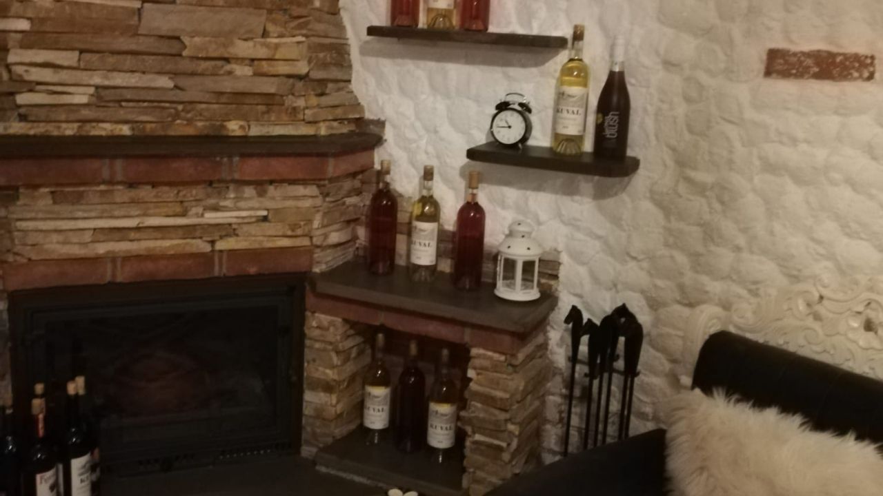 Şömine Ile Salon Dekorasyonu Örnekleri