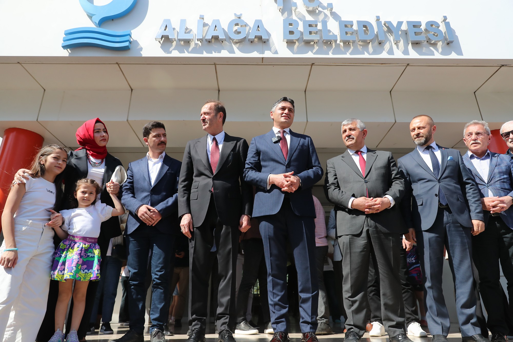 3 Aliağa Belediye Başkanı Serkan Acar Mazbatasını Aldı