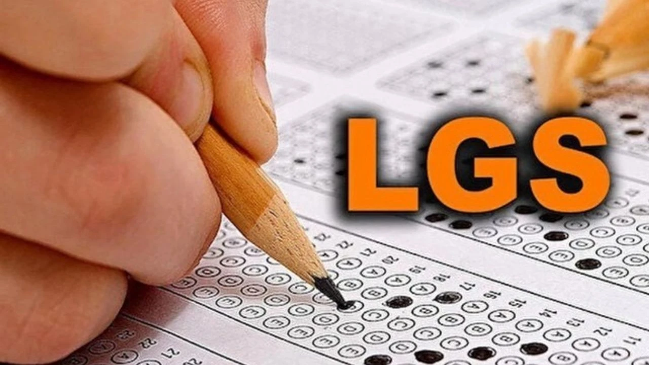 Lgs Ye Girecek Ogrenciler Dikkat Bakan Ozer Acikladi 6915