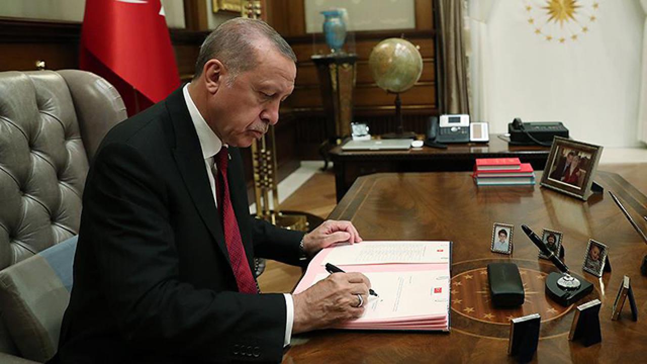 Recep Tayyip Erdogan Imza Aa 1503808